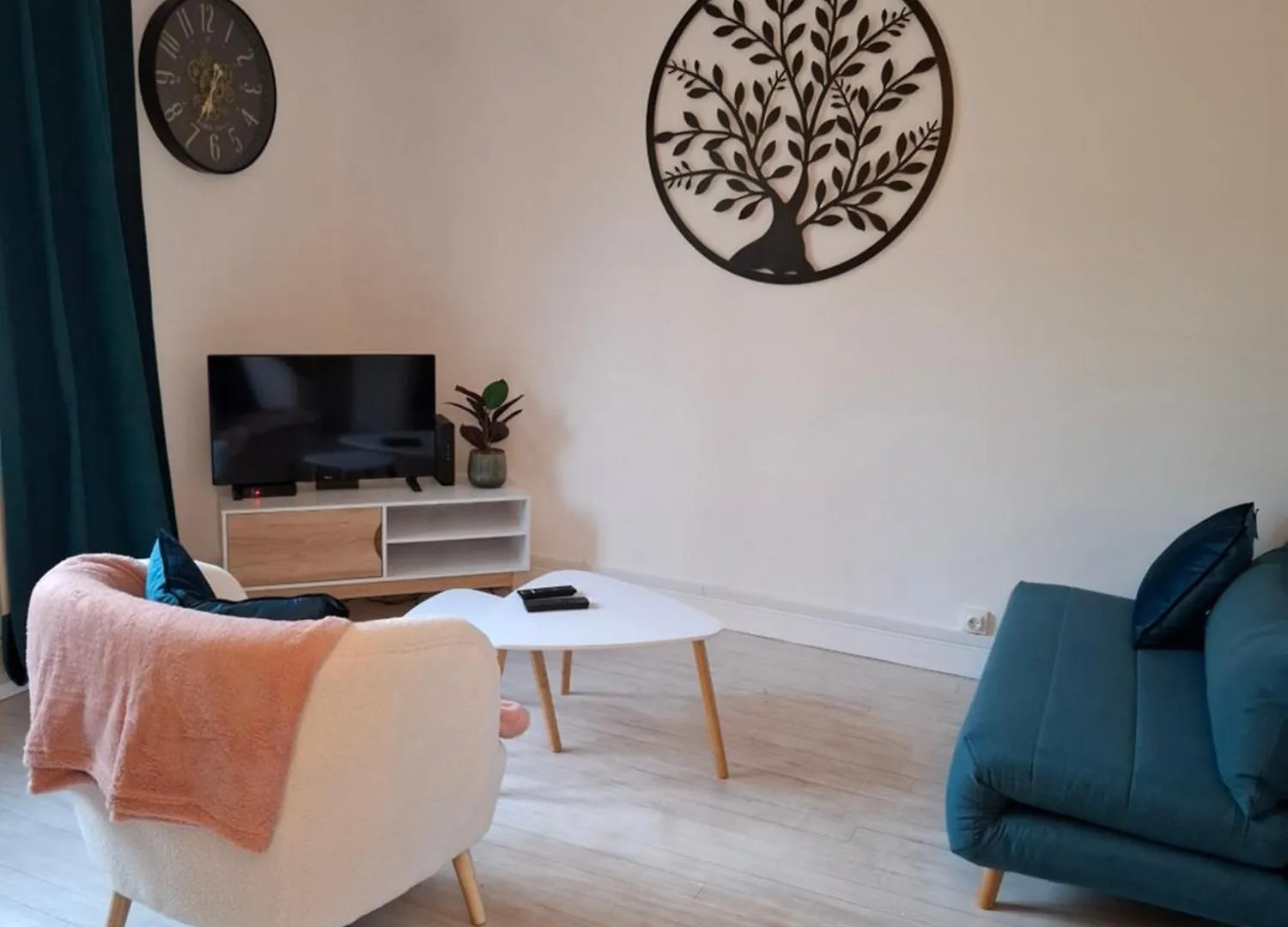Apartment Ferienwohnung Flat Guingamp Frankreich